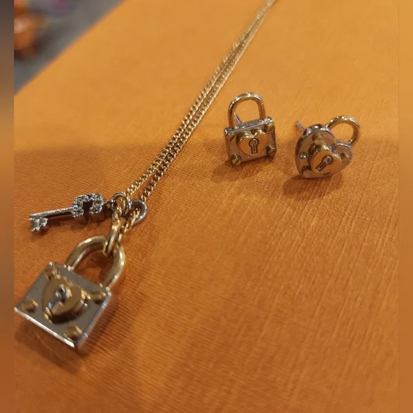 Coach Lock & Key  necklace, earrings & rings - Picture 3 of 7